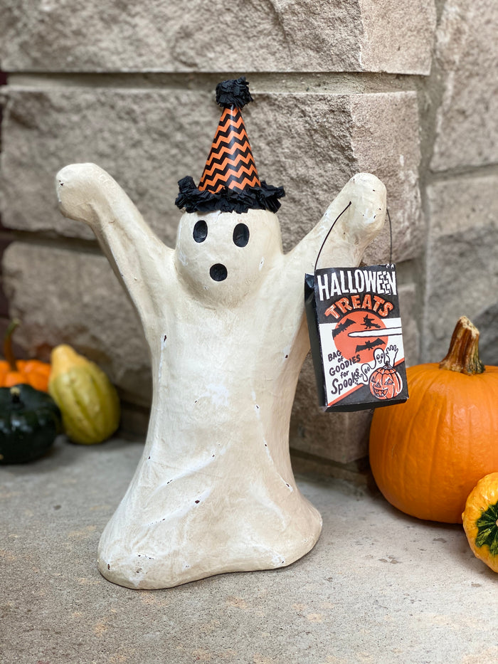 Spooky Soiree Ghost