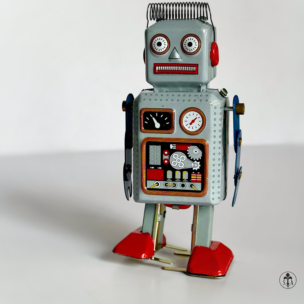 Windup Tin Robot